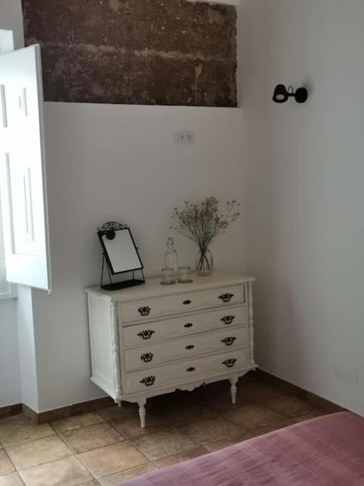 Paredes Com Memoria Holiday home *