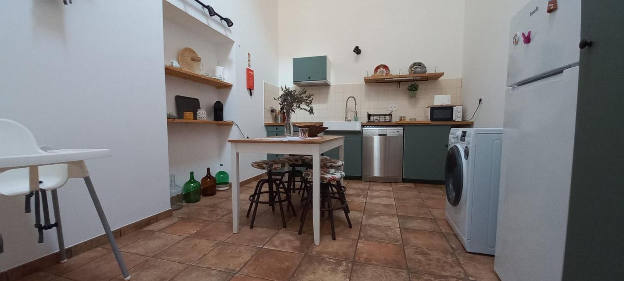 Holiday home Paredes Com Memoria *
